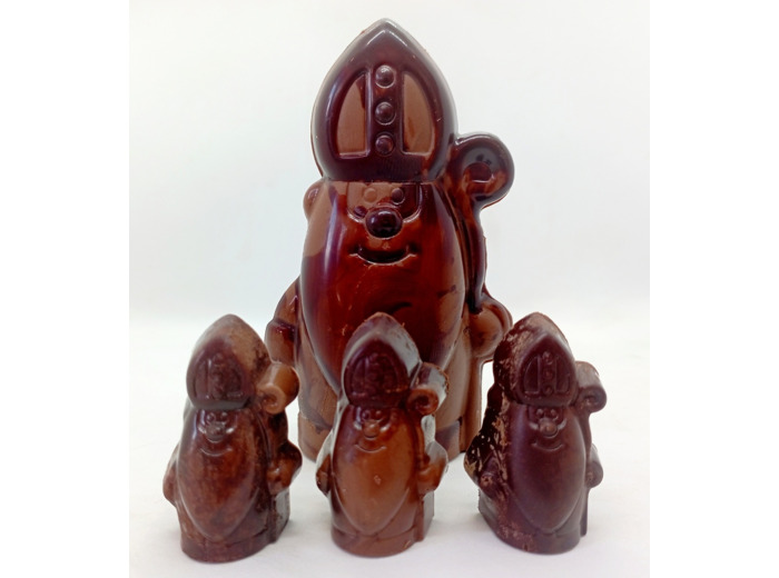 Saint-Nicolas surprise chocolat noir, spéculoos 10cm et 2 pralines - La femme du chocolatier